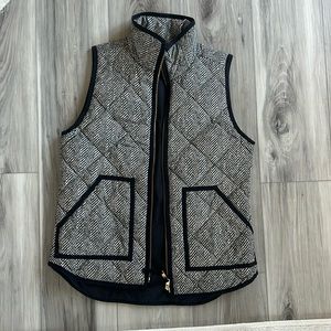J. Crew herringbone puffer vest. Size XS.